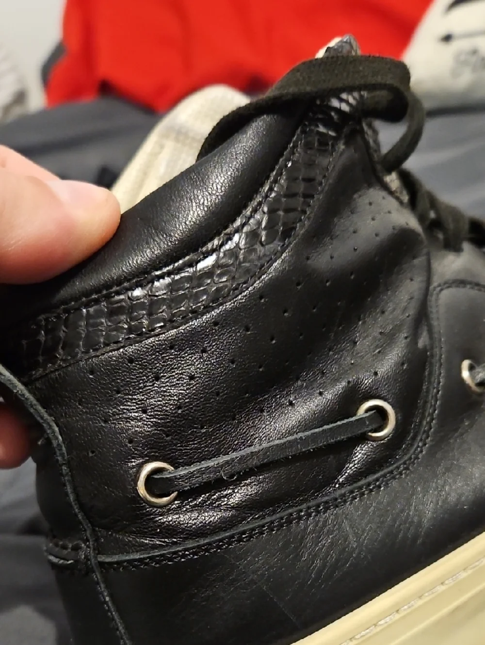 Gucci Mens Black‎ Snakeskin High-Top Sneakers with Cream Soles